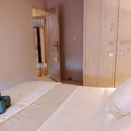 La Maison Perchee Aigues-Mortes