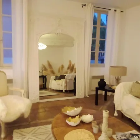 La Maison Perchee 3* Aigues-Mortes