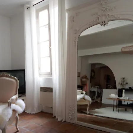 La Maison Perchee 3*