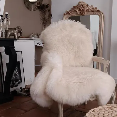 Bed & Breakfast La Maison Perchee 3*