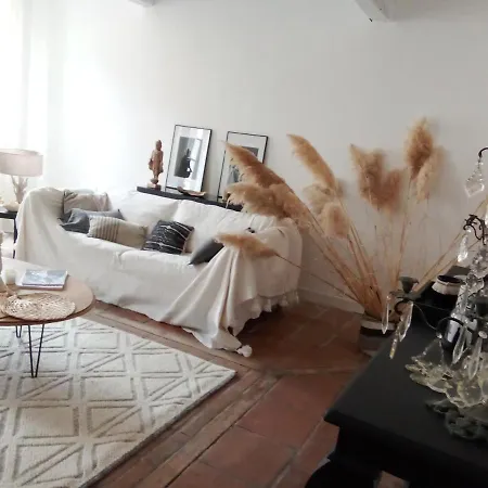 فندق مبيت وإفطار La Maison Perchee