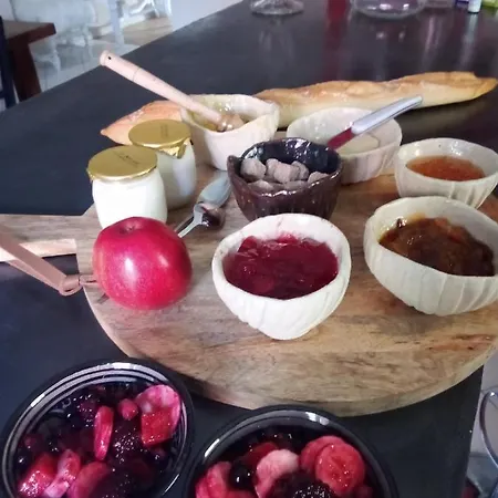 La Maison Perchee Bed and breakfast 3*